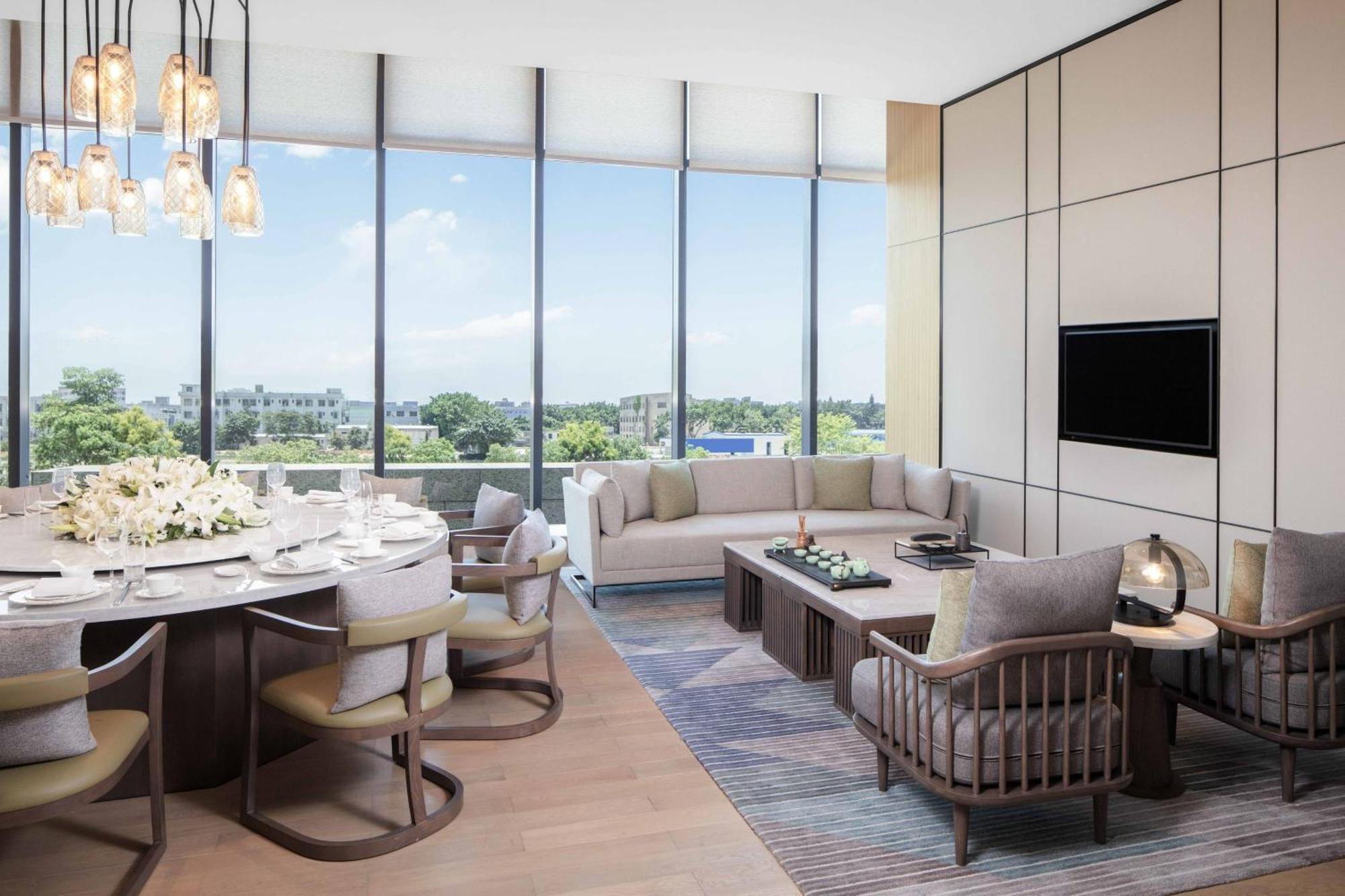Courtyard By Marriott Shenzhen Bao'An Hotel Buitenkant foto